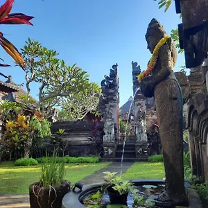 2* Gasthof Sahadewa House
