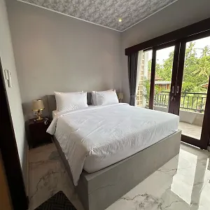 Ayu 2 Guest house